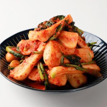 전라도 매운실비 총각김치 1kg  직접키워 담근 특제육수 감칠맛